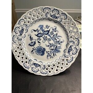Blue Danube Blue Onion - Reticulated/ Pierced Cake Plate, 10”